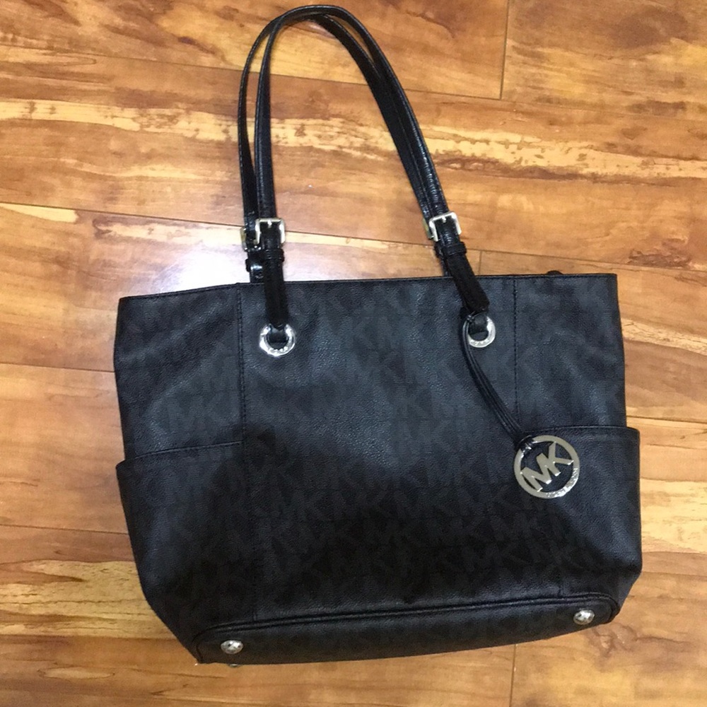MICHAEL KORS Black Leather Tote Bag